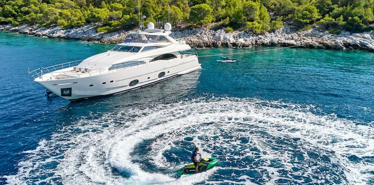 Experience Luxury and Elegance: Monte Carlo Rent a Yacht and Superyacht Charter